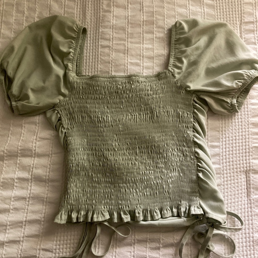 sage green puff sleeve cropped blouse